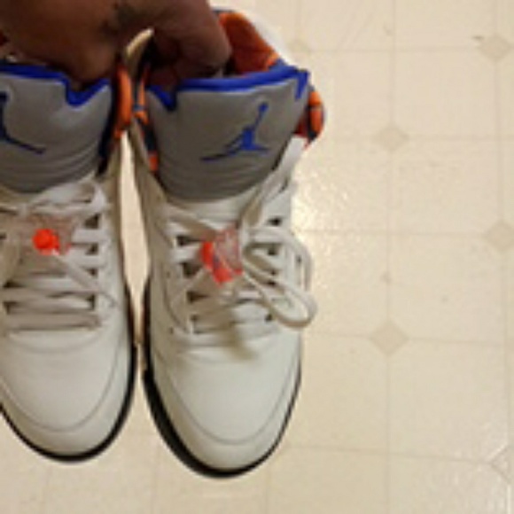Air jordan 5 retro International flights - Picture 2 of 4